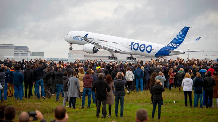 First Airbus A350-1000 completes maiden flight